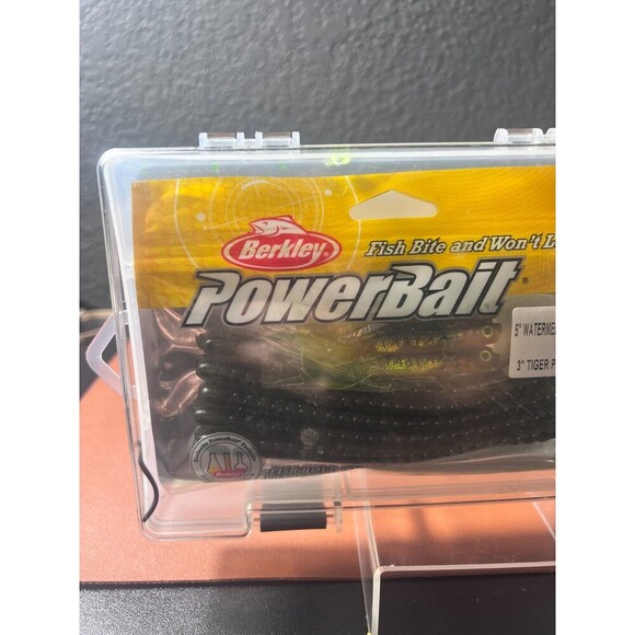 Berkley PowerBait 5 Watermelon Shaky Worms + 3 Tiger Power Grubs - Picture 4 of 5